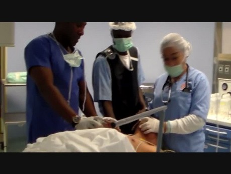 Reduction of the Deslocation Shoulder in One Patient with Radio Fracture Too